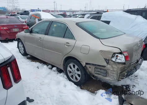 2009 Toyota Camry Le z USA, uszkodzony, nr VIN 4T1BE46K39U898542